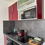 Cet Ete A Cannes, Studio Cosy A 8\' De La Croisette