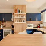 Appartement Avec Terrasse Et Vue Mer