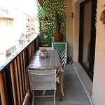 La Baronne Apartment