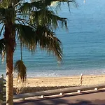 Studio On The Croisette With Sea View