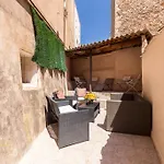 Florella Clemenceau Apartment