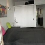 Gazaniere One Bed