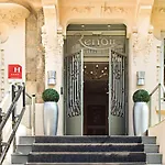 Hotel Renoir