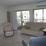Three-Bedroom Apartment Super Cannes