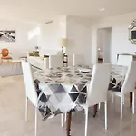 3-Br Apartment Sea View Swimming Pool