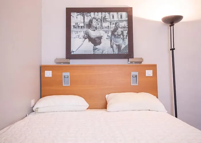 20 Lacroi - Superbe Appartement 2 Chambres Avec Vue Mer Centre Cannes