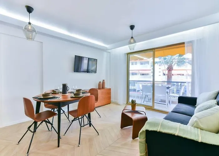 Cannes: Carlton Appartement 6P