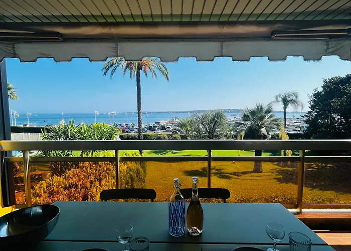 Les Yeux Dans Le Bleu, Cannes Vue Mer