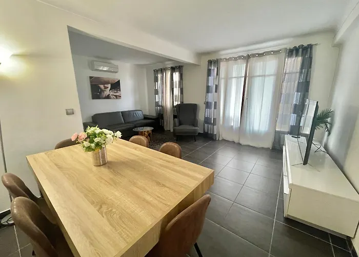 Appartement 2 Chambres Proche Croisette
