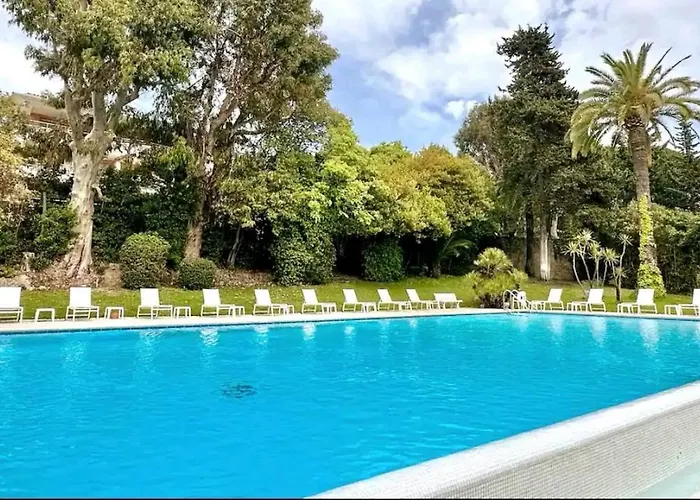 Magnifique Et Grand Studio, Piscine, Parking, Tres Calme Residence De Standing