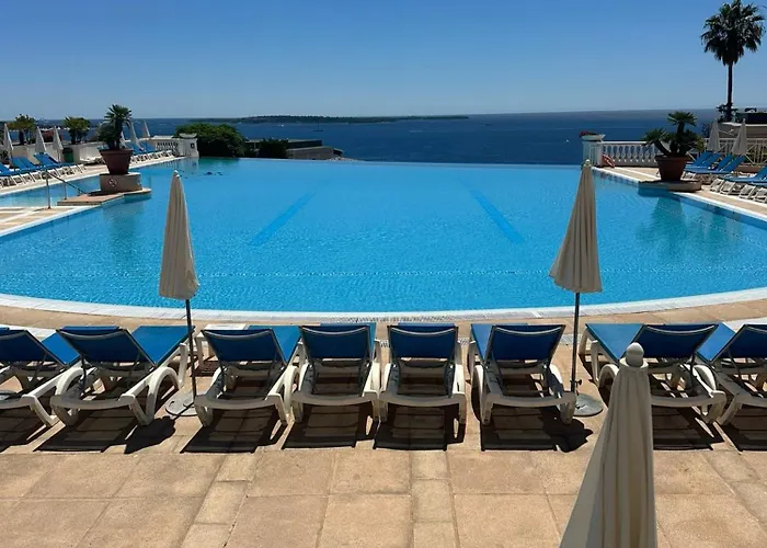 Villa Francia Residence Piscine Tennis A 500M Des Plages De Cannes
