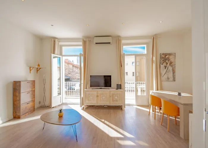 Bel Appartement Avec Balcon Centre Ville