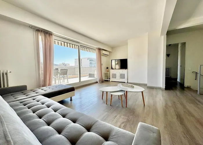 Bel Appartement 84M2 Avec Terrasse Et Parking