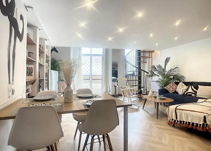Loft Moderne Dans Le Centre De Cannes