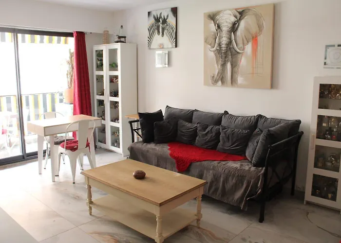 La Baronne Apartment
