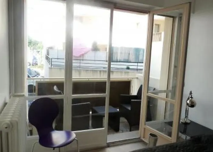 Gazaniere One Bed