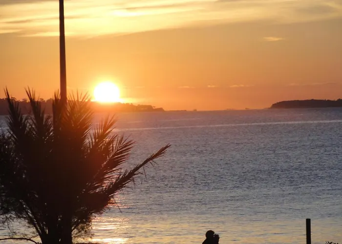 Cannes Terrace Beach Front & Sea View