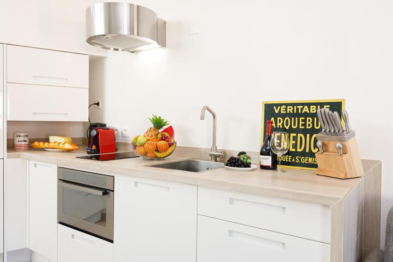 Forville Yourhosthelper * Cannes