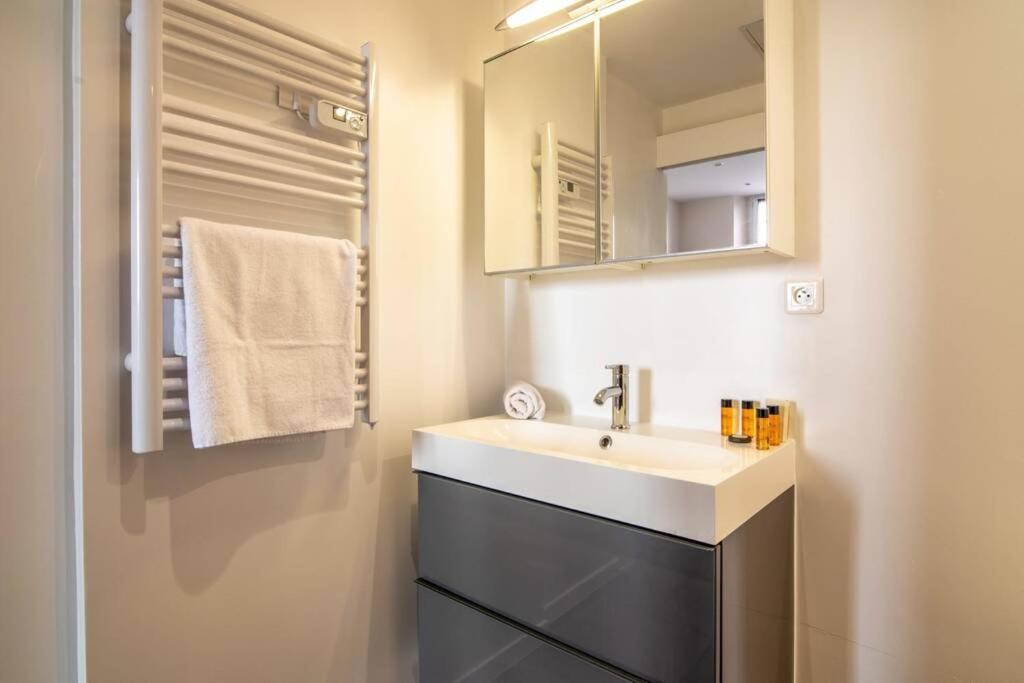 Appartement Lumineux Au Suquet Pour 3 Personnes Cannes