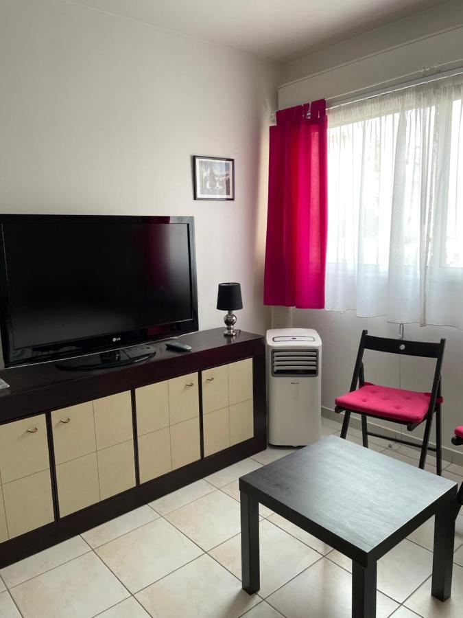 Apartment Fushia *