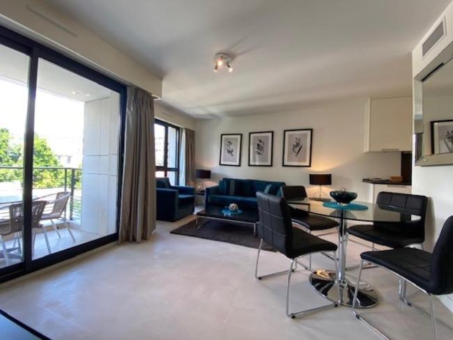 Aparthotel Carlton Riviera 4*