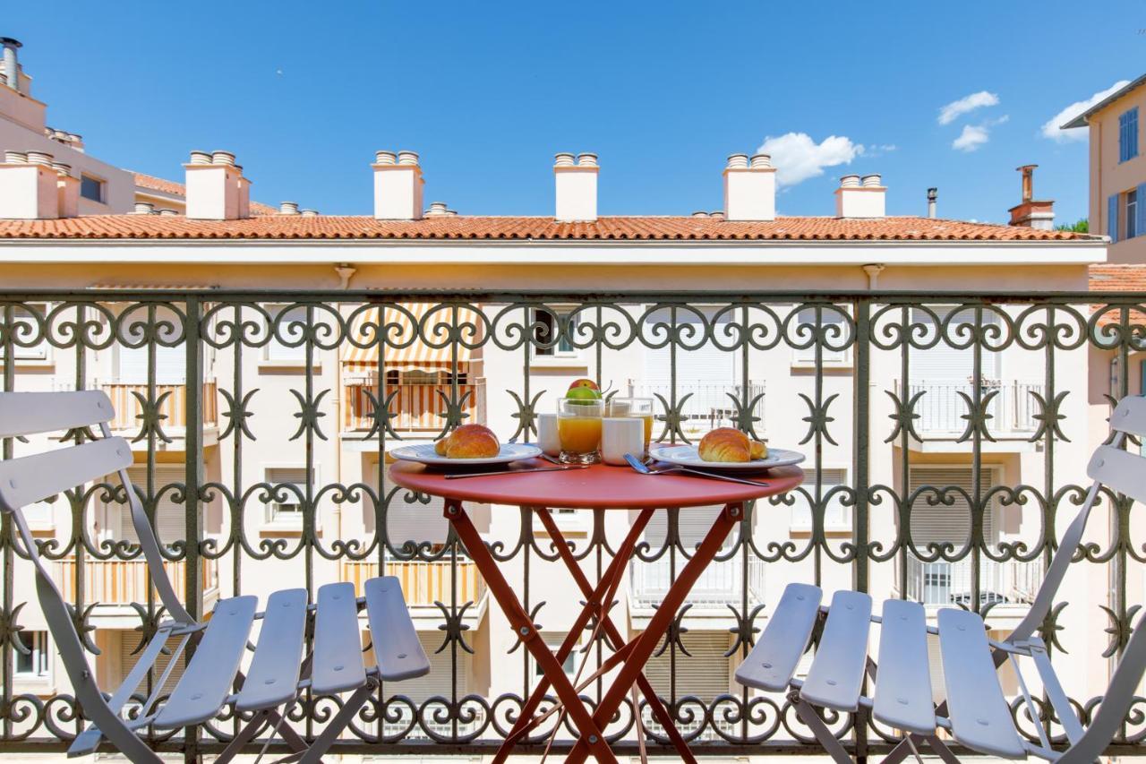 La Colline Yourhosthelper Apartment