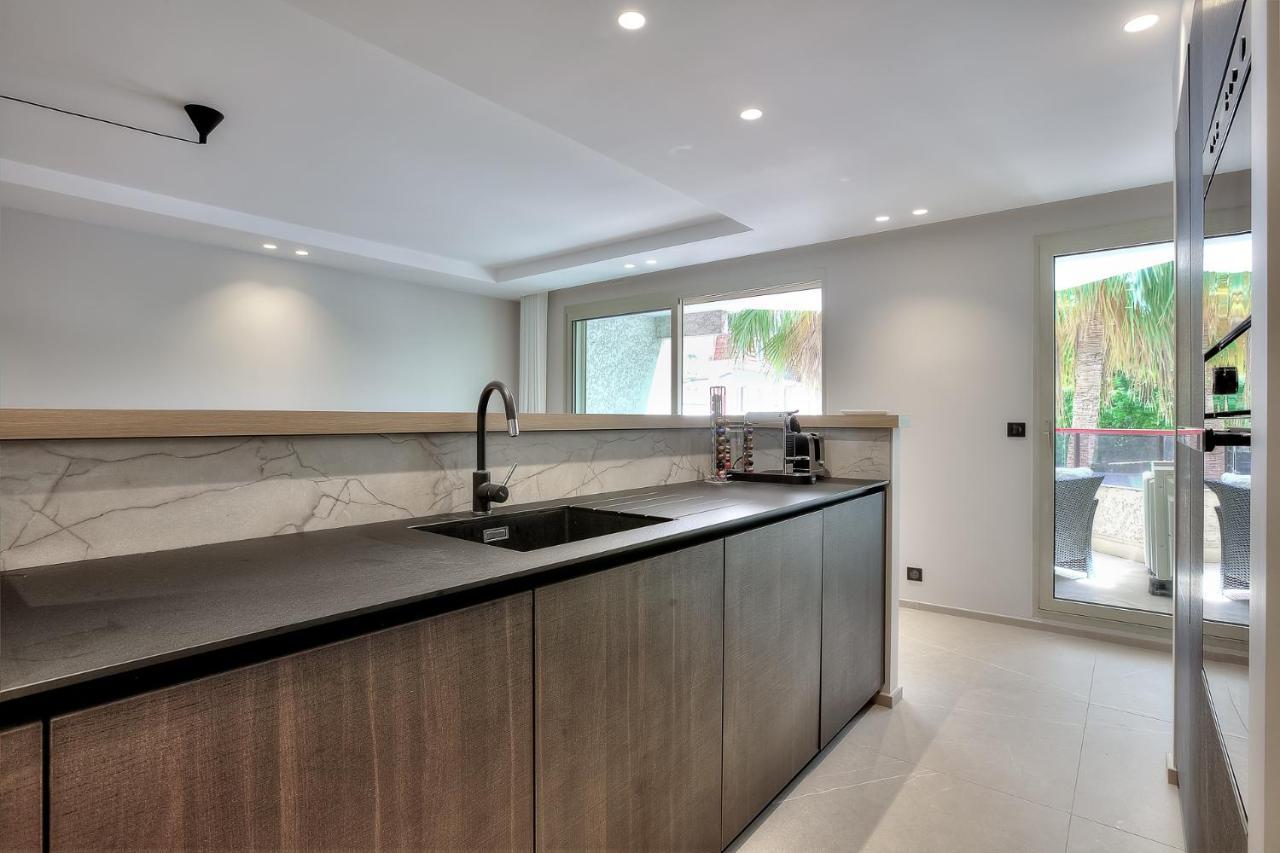 Apartment Luxury Flat With Balcony - Center *