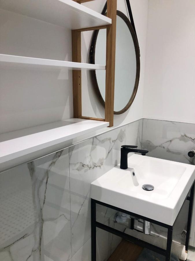 Apartment Contemporain A Avec Terrasse Et Parking 35 M² Cannes