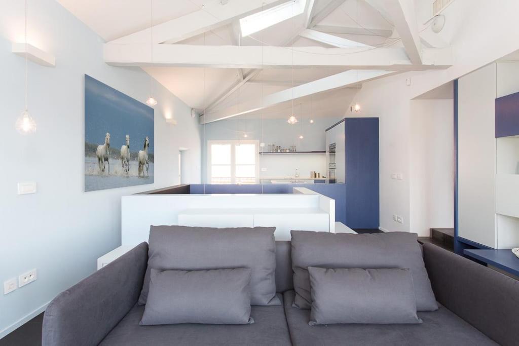Floor2 Beds W/sea Wiew Cannes