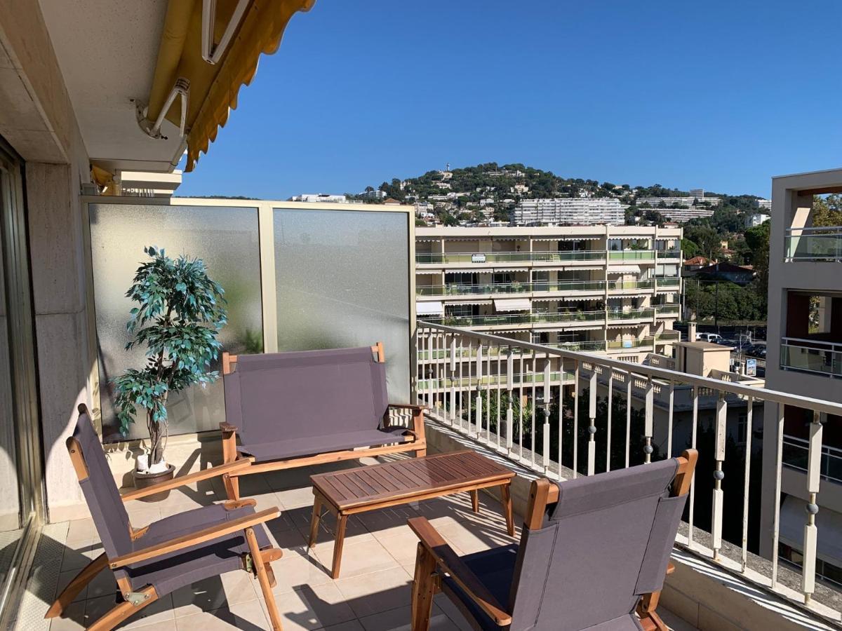 Apartment Art-deco Au Coeur De Palm Beach Cannes