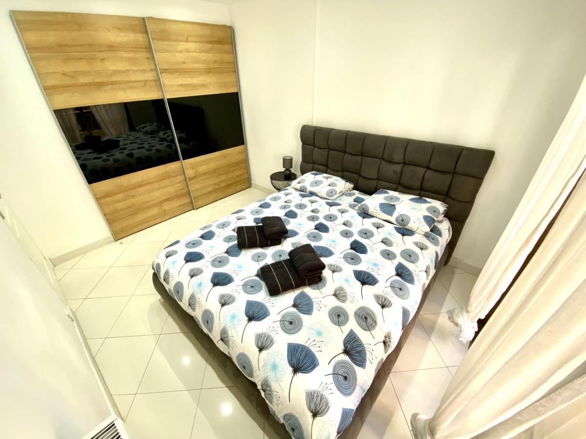 Rue Lacour By Scls Locations Apartment