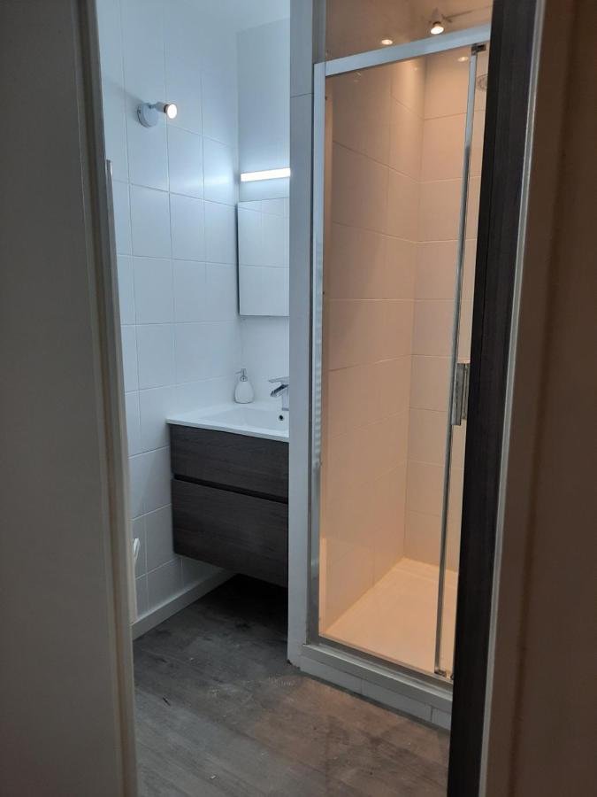 4-star Beachfront Appartment- Sea View Apartment Cannes