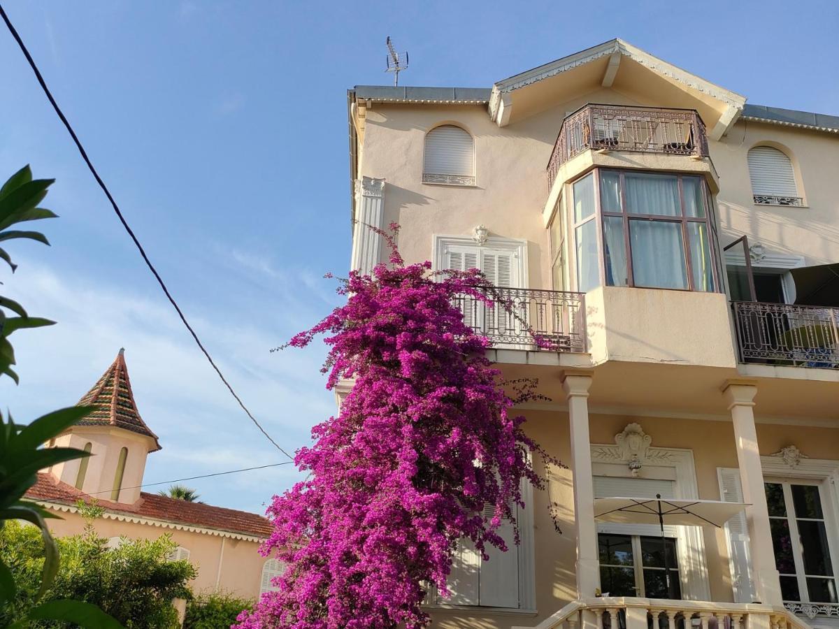 3 Rooms, 2 Bathrooms, In A Villa. Lightfull, Quiet And Charm Apartment