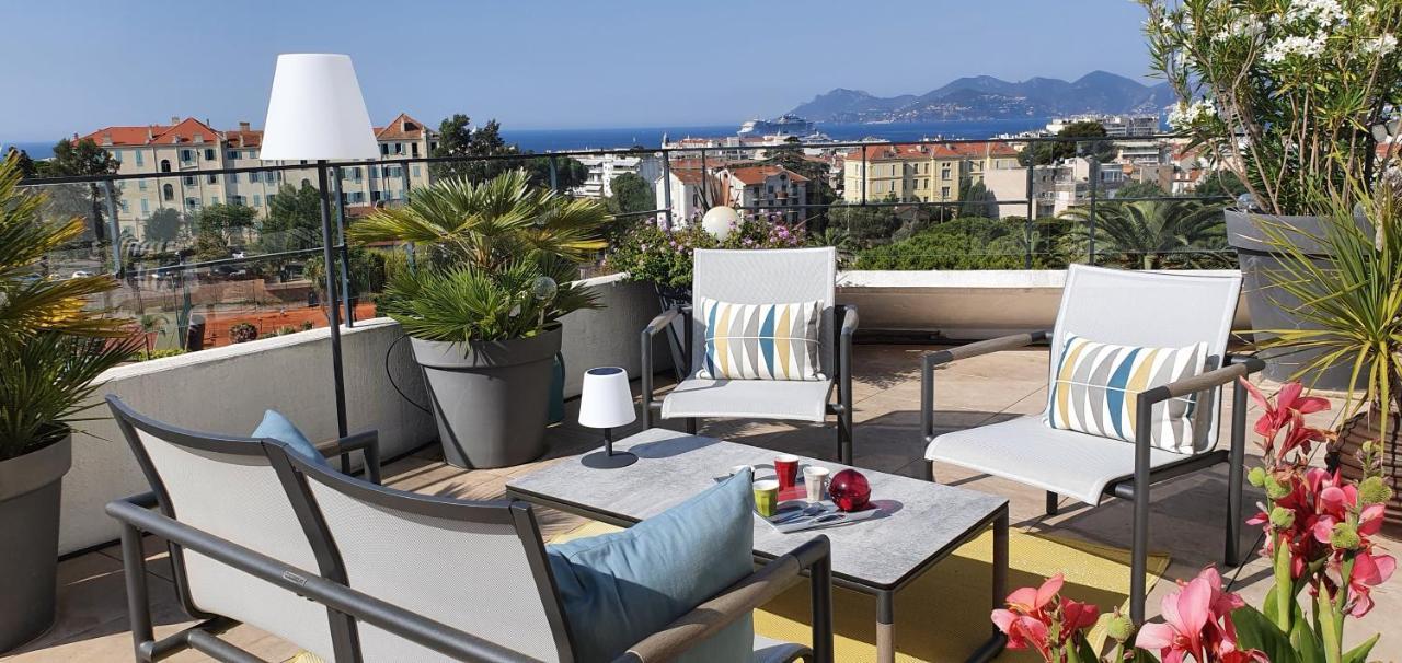 Apartment Sea View Penthouse With Terrace *
