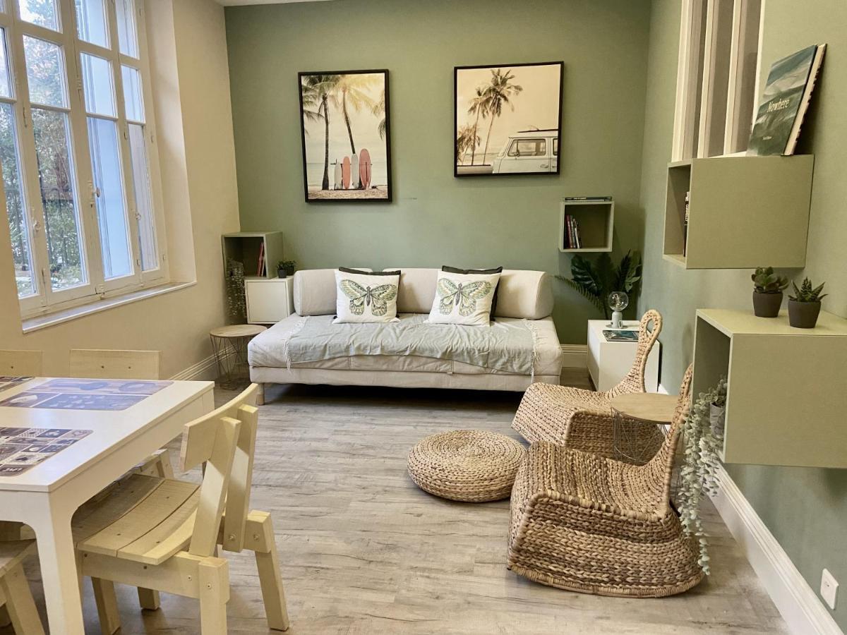 Apartment Hut * Oasis With Private Patio 10 Min To Palais & Beaches * Pet Friendly Cannes