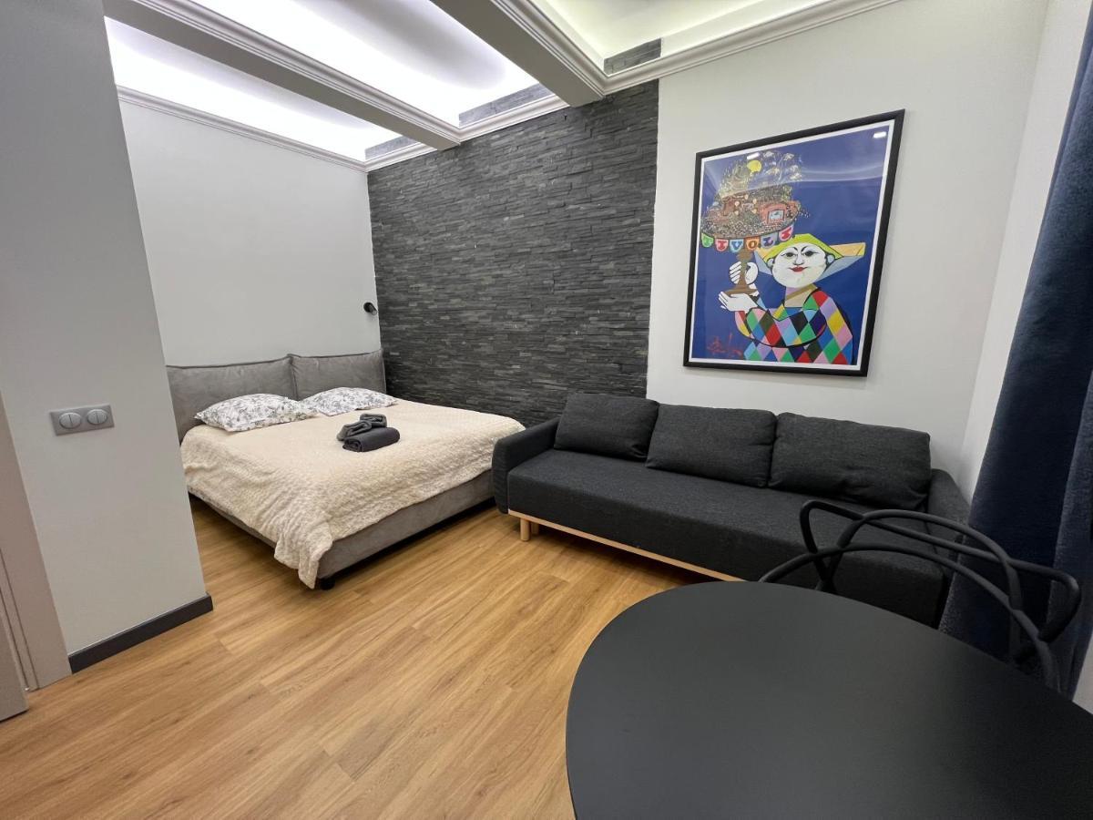 Kleine Boutique In Apartment Cannes