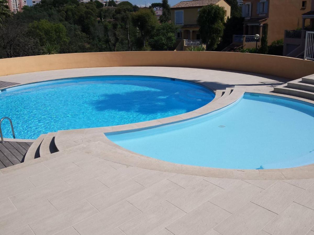 Villa Croix Des Gardes - Piscine Partagee- *