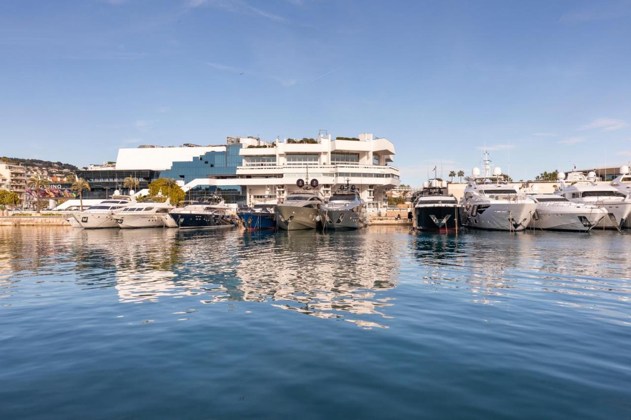 Botel Voilier Luxe Face Au Palais *