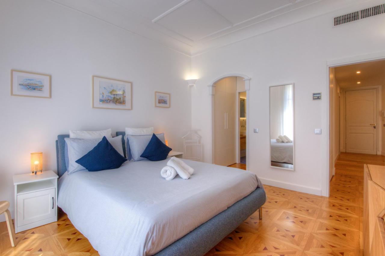 Palais Miramar * Cannes