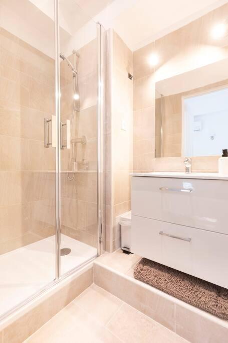 2chambres 2 Salles De Bains Palais Des Festivals Appartement *