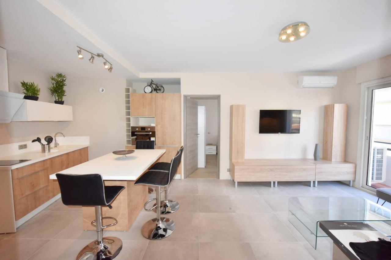 3-room In The Heart Of