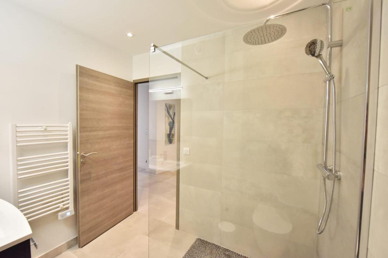 Appartement 3-room In The Heart Of *