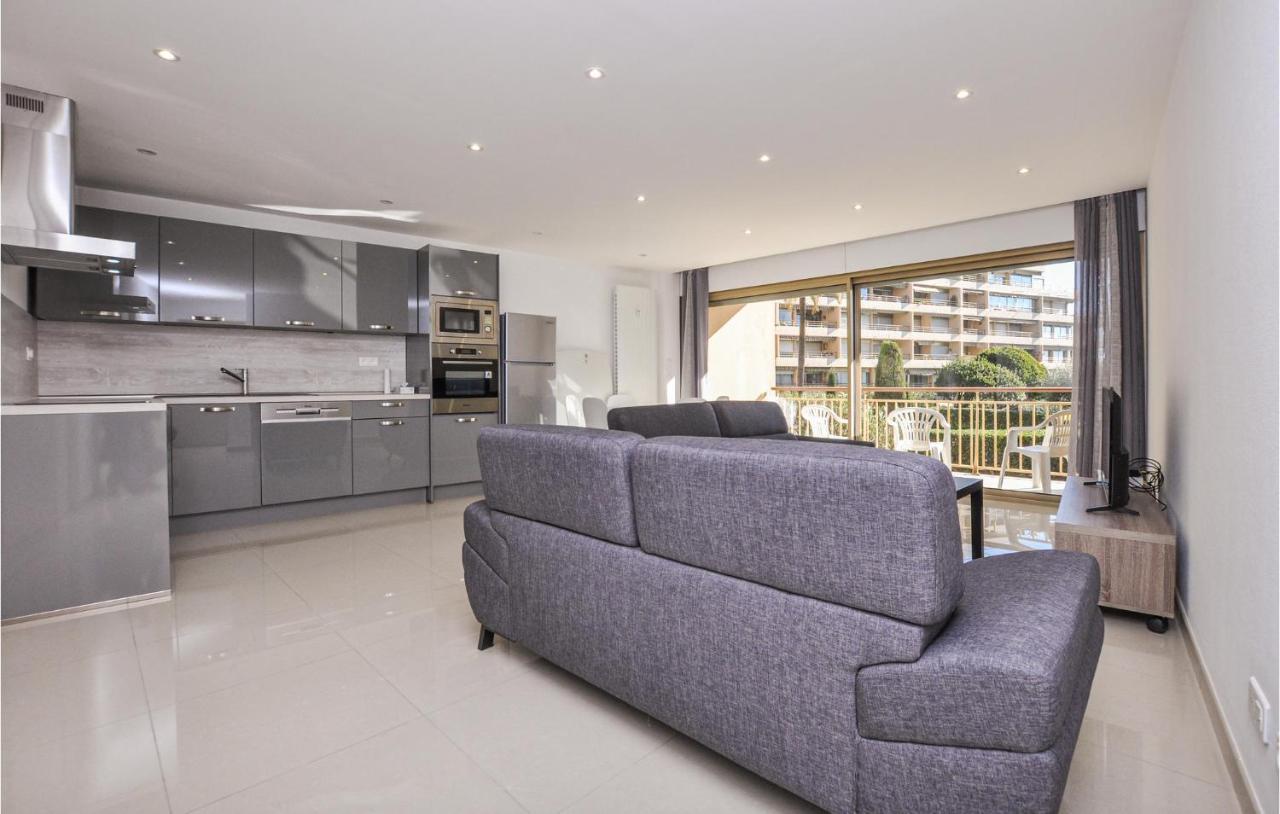 2 Bedroom Amazing In Apartment *