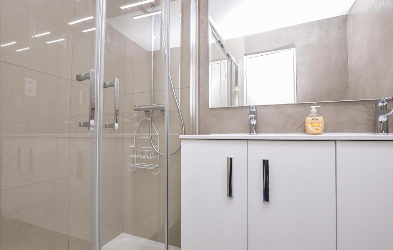 2 Bedroom Amazing In Apartment