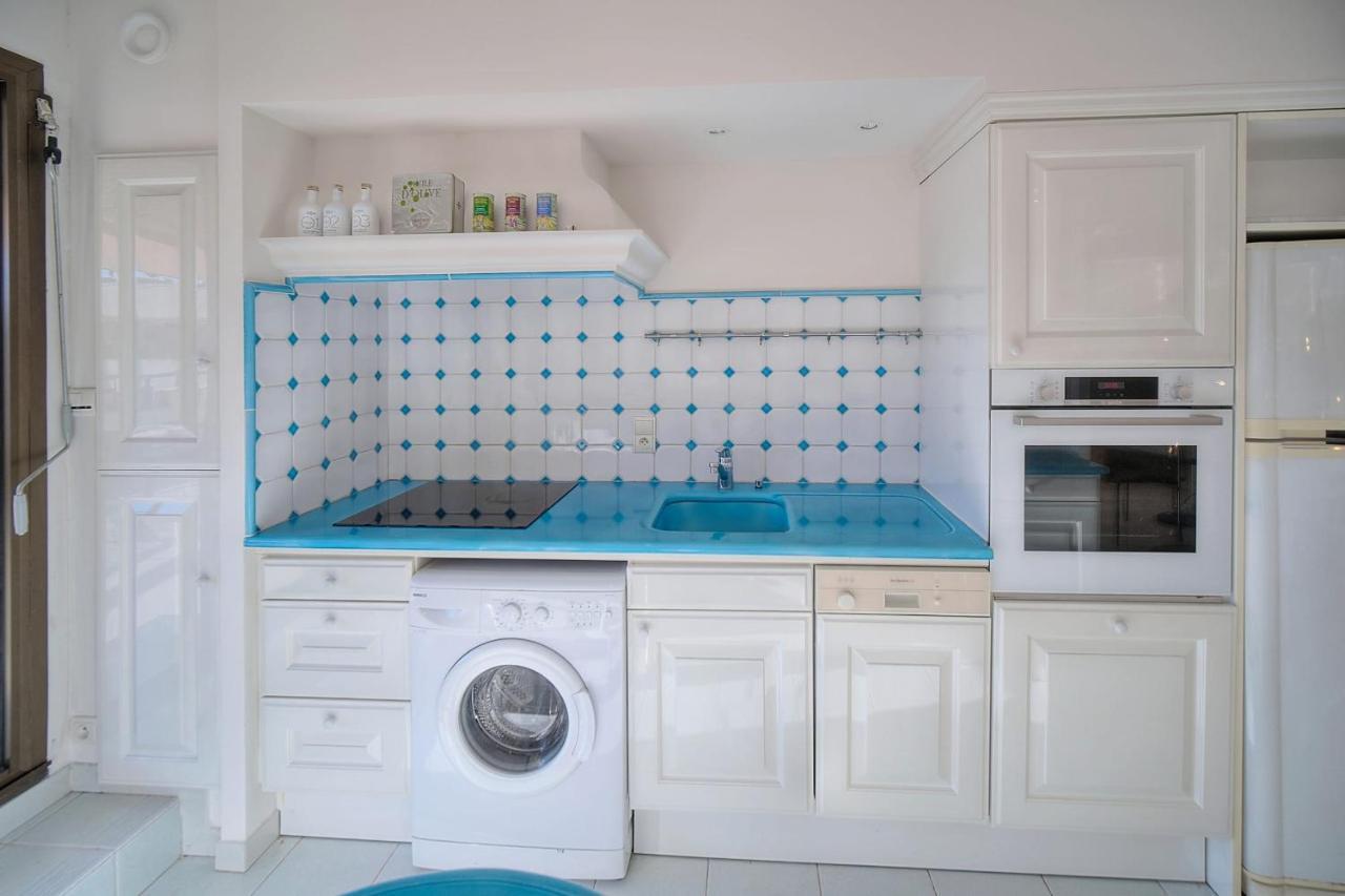Holiday home Ref 1174 - With Sea View Cannes