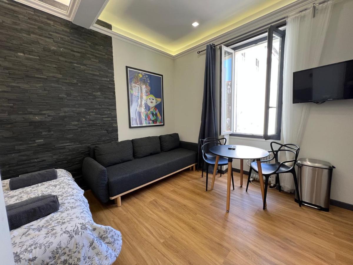 Kleine Boutique In Apartment
