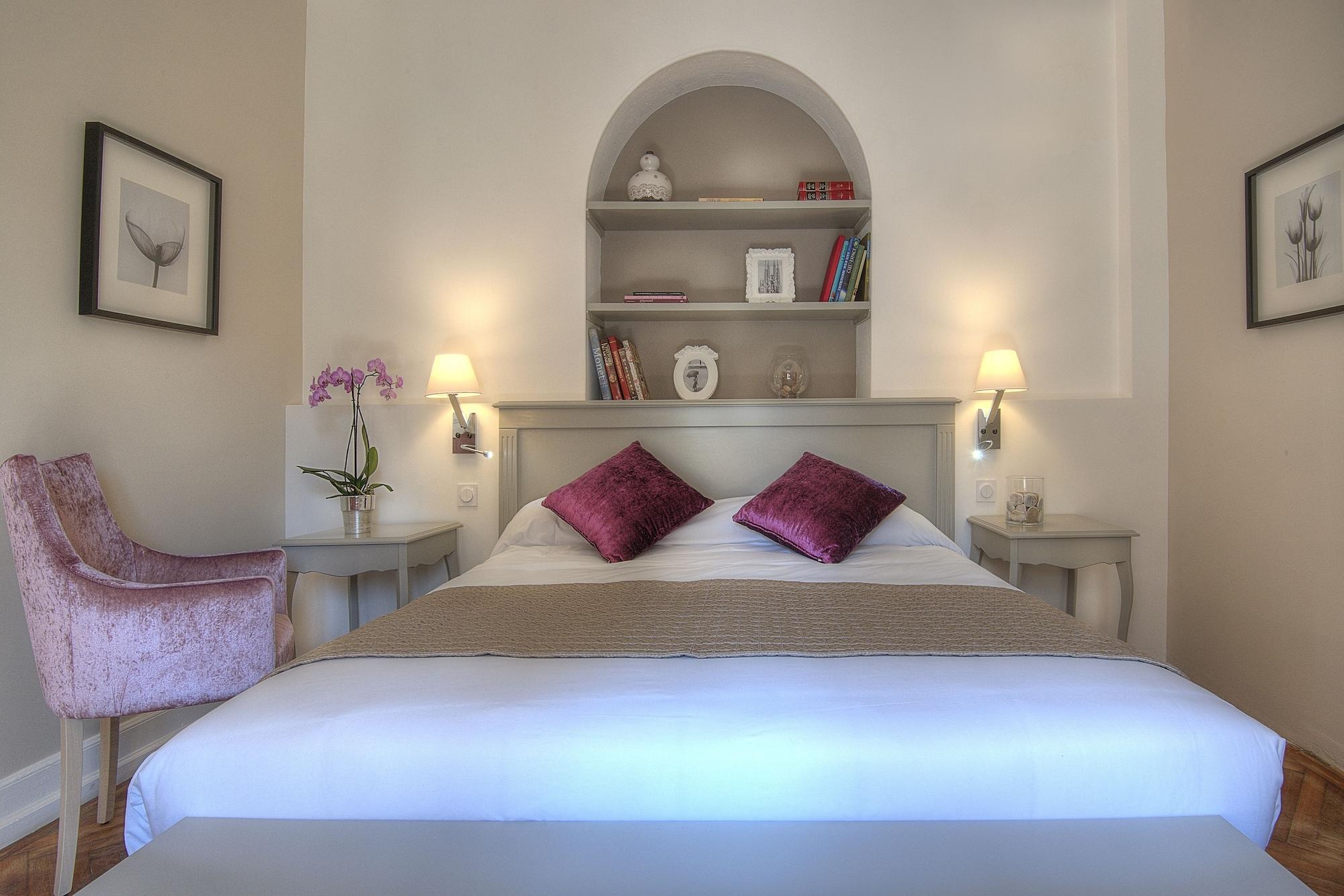 Hotel La Bastide De L'oliveraie 4*