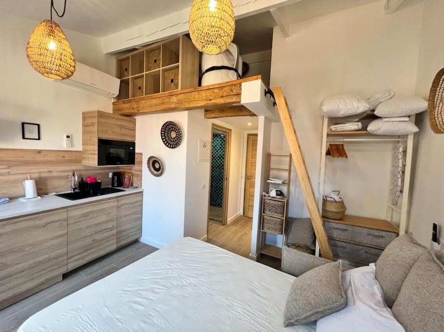 De Nana 10 - Hypercentre, Rue Meynadier, Palais & Plage, Clim, Wifi Appartement
