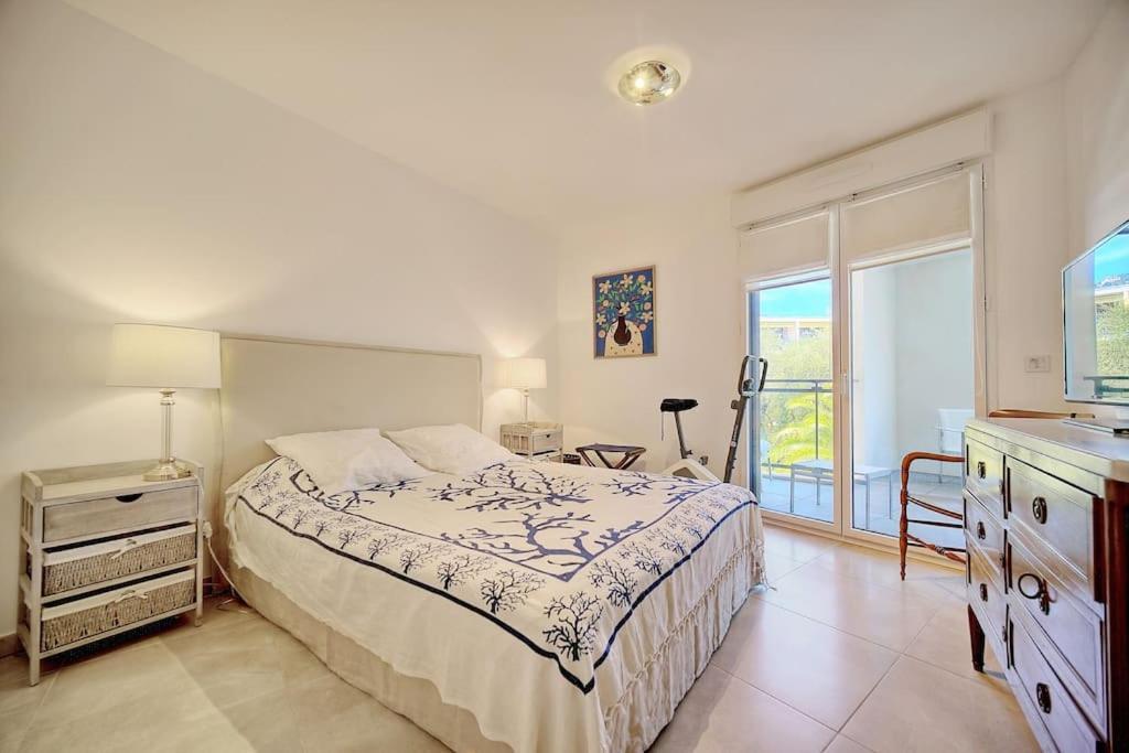 , Piscine, Terrasse, Proche Croisette Appartement Cannes