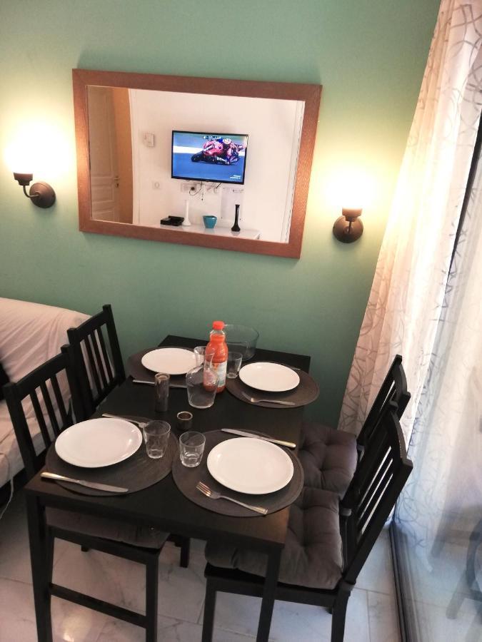 3 Pieces Piscine Proche Et Cannes
